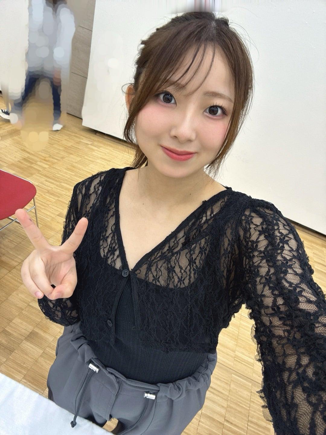 Juice=Juice有澤一華の私服が可愛すぎ！ファン必見の最新画像チェック